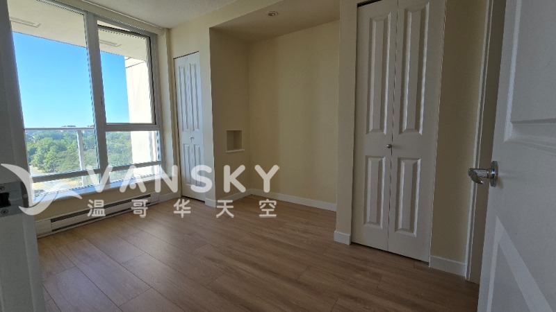 250814140934_8_20250811_103148 Bedroom.jpg